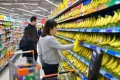Discover the ultimate guide to banana health benefits! learn about potassium, digestion, heart health, energy, & how this fruit boosts well being. lots of banana in super market